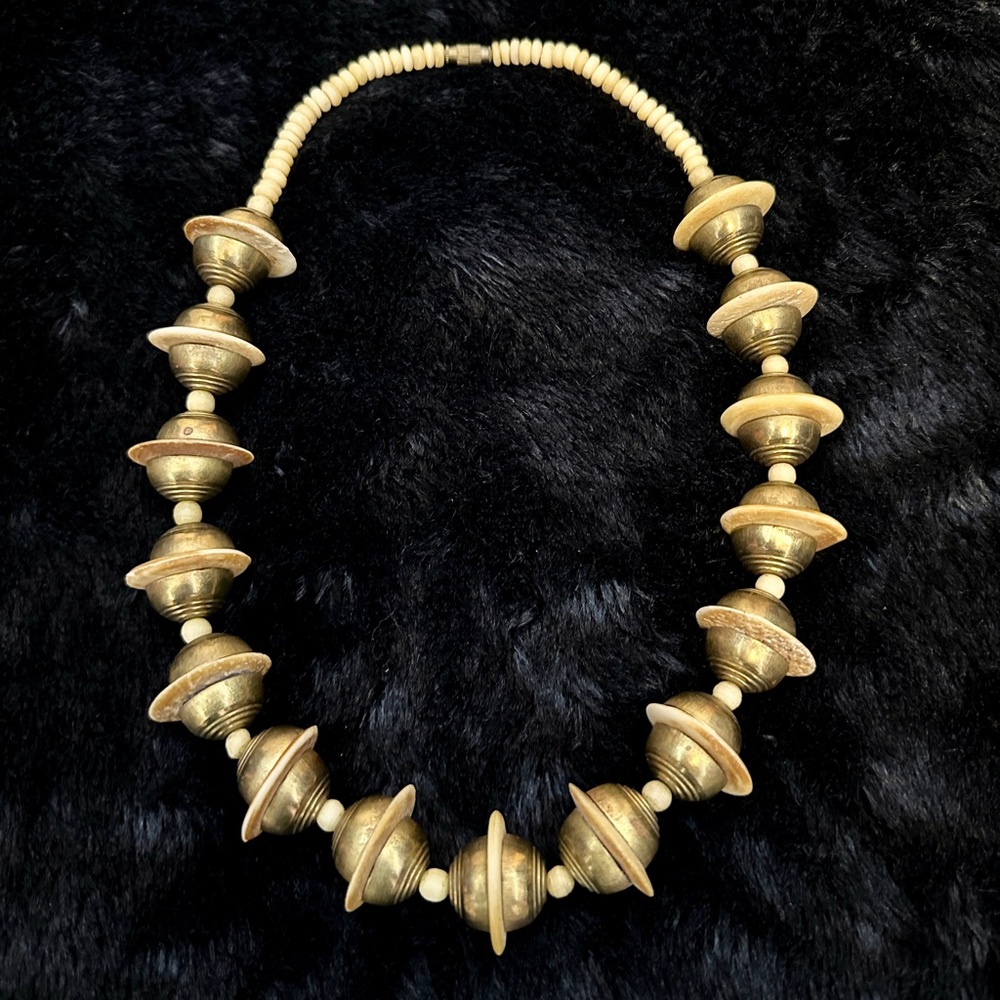 ‼️New Year’s Clearance‼️ Vintage Beaded Disc Necklace